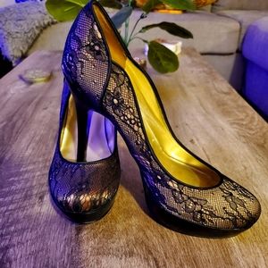 Lace GUESS 👠
